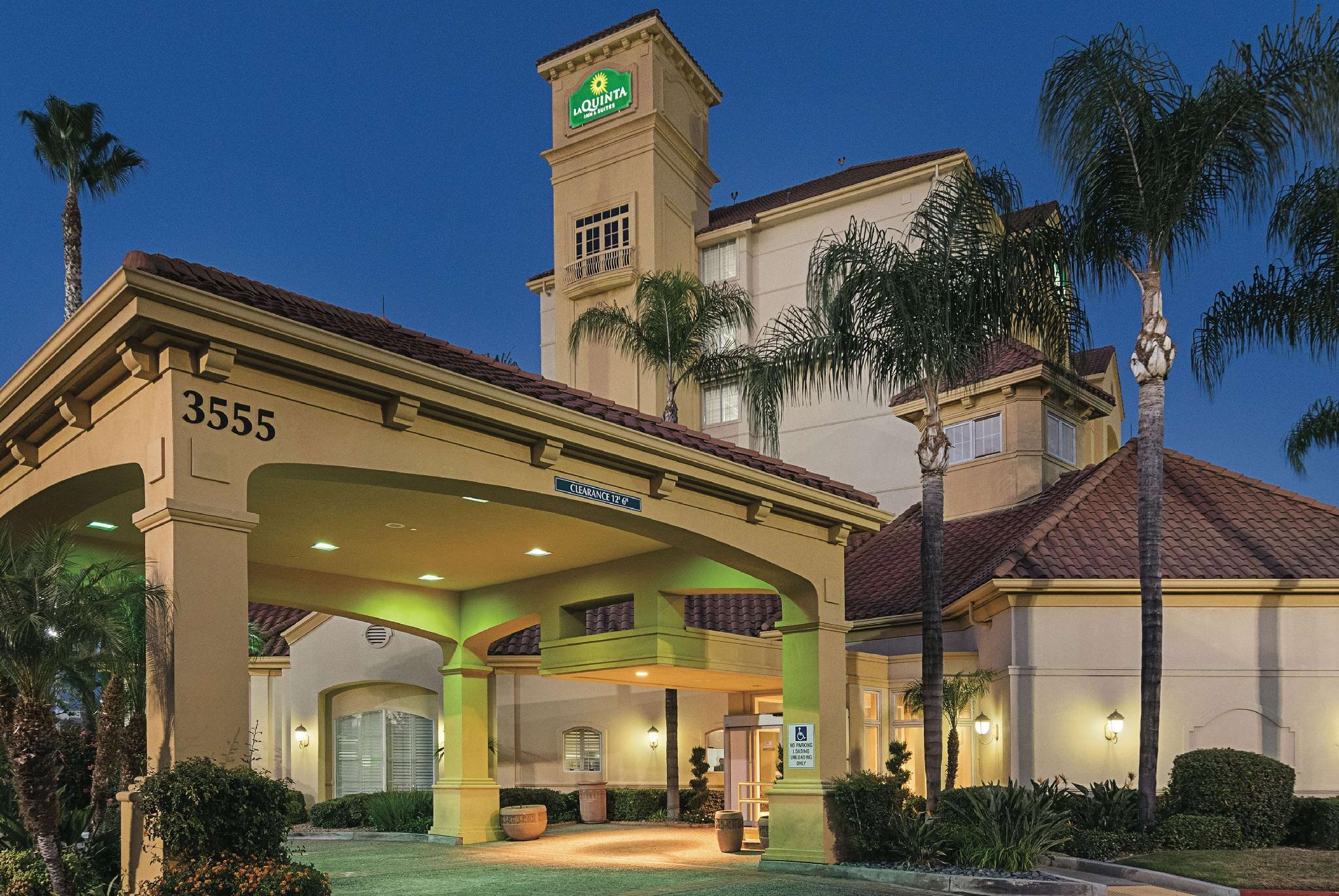 La Quinta Inn & Suites By Wyndham Ontario Airport Esterno foto