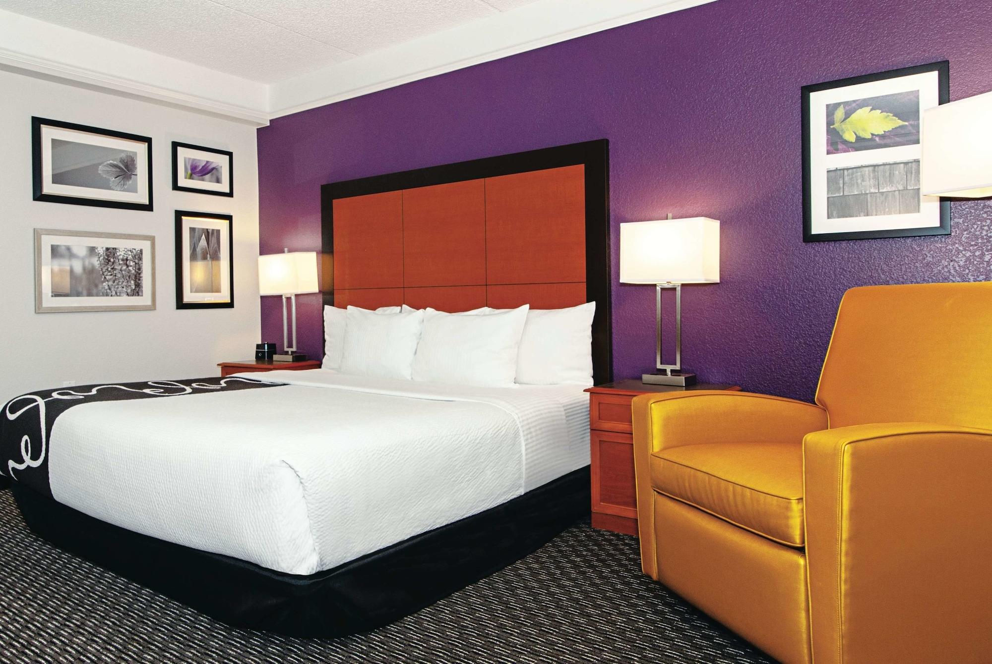 La Quinta Inn & Suites By Wyndham Ontario Airport Esterno foto