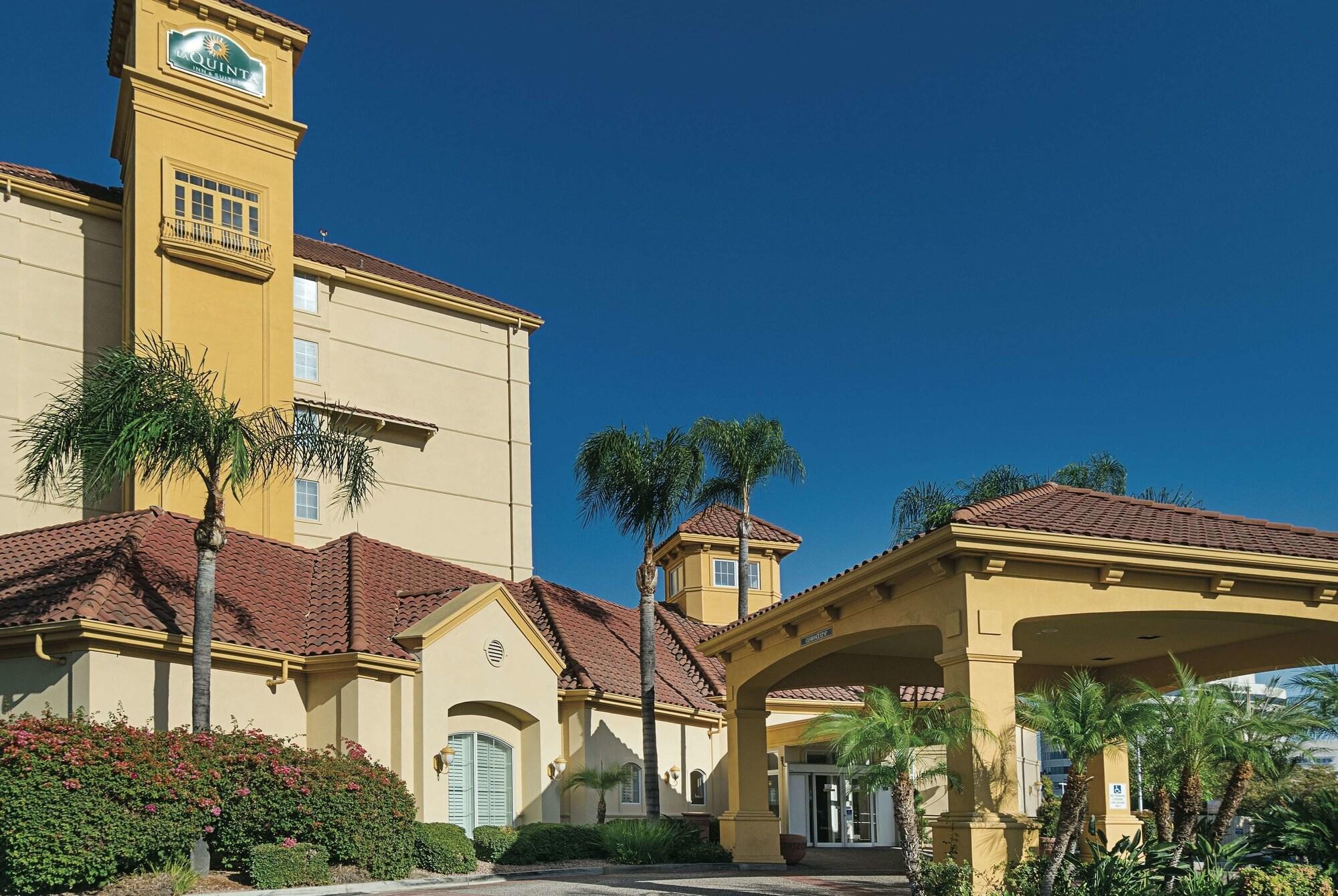 La Quinta Inn & Suites By Wyndham Ontario Airport Esterno foto
